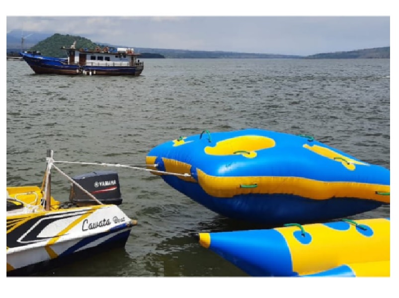 Wahana Rolling Donut & Banana Boat Wisata Pantai Lawata - Kota Bima NTB